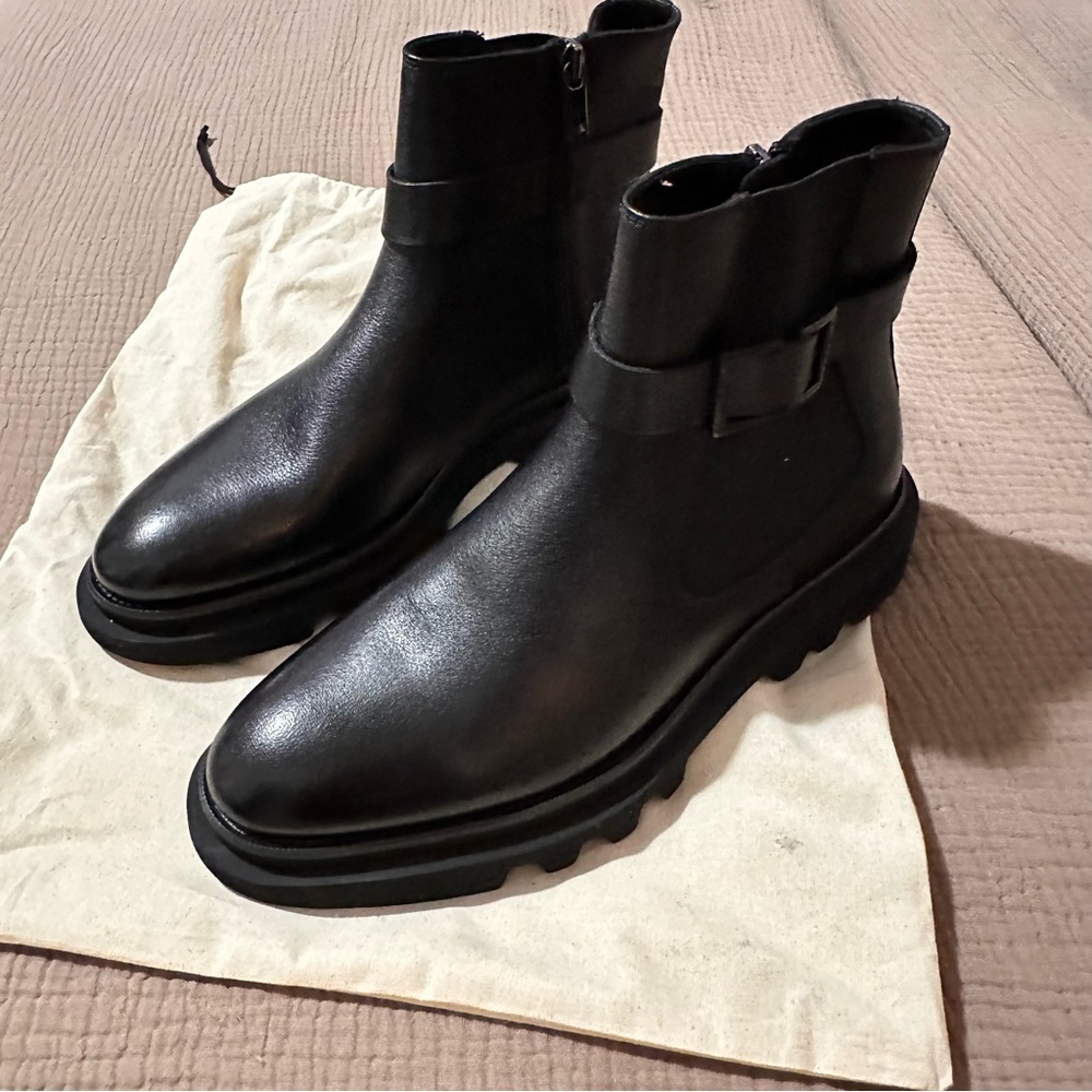 ALDO chunky chelsea boots in black